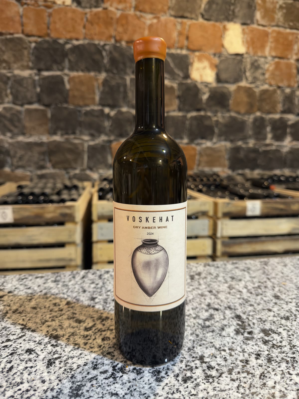 Voskehat Dry Amber 2024 bottle